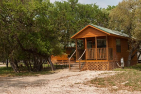 Medina Lake Camping Resort Cabin 3